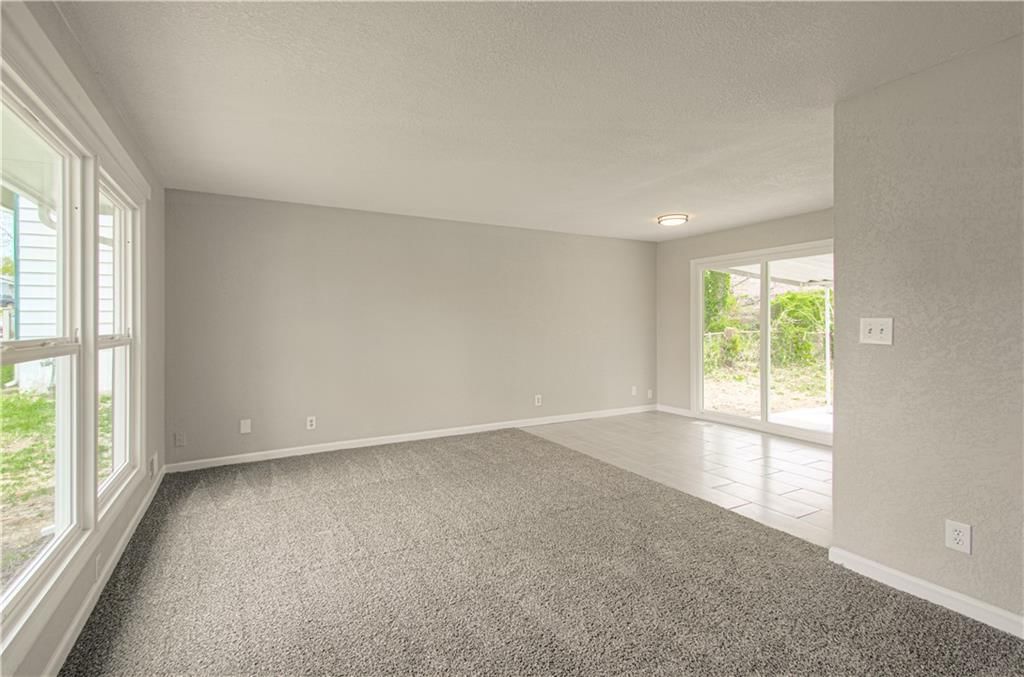 4909 E 41st Street — photo 5