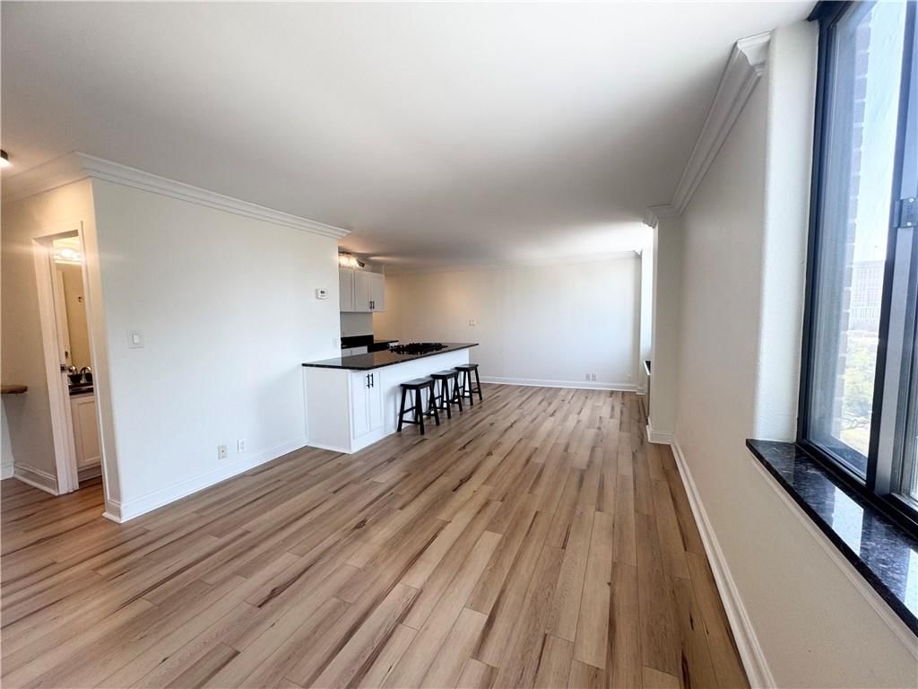 700 E 8th Street — photo 24
