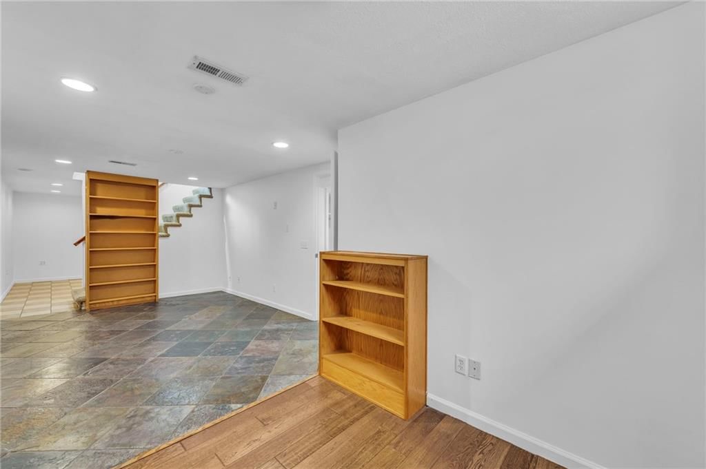 1303 N Atherton Road — photo 23