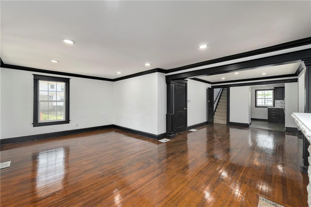 4142 S Benton Avenue — photo 9