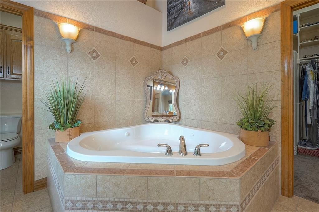 1675 N Keeler Street — photo 22