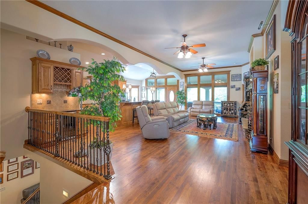 1675 N Keeler Street — photo 8
