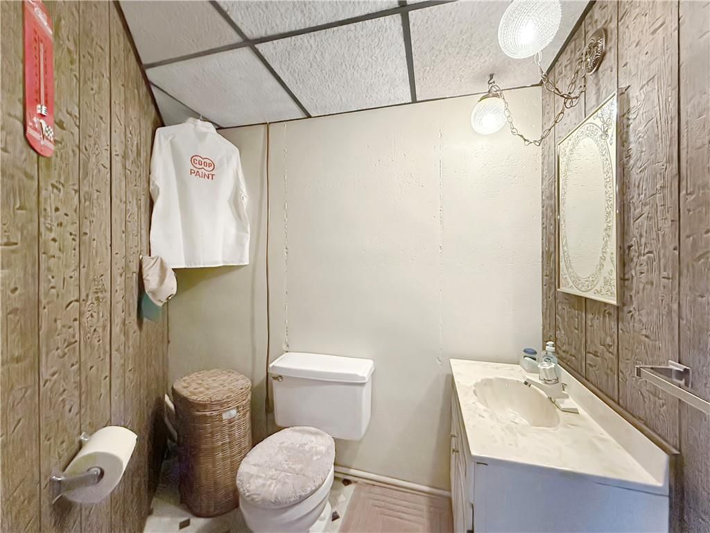 2002 Cypress Street — photo 17