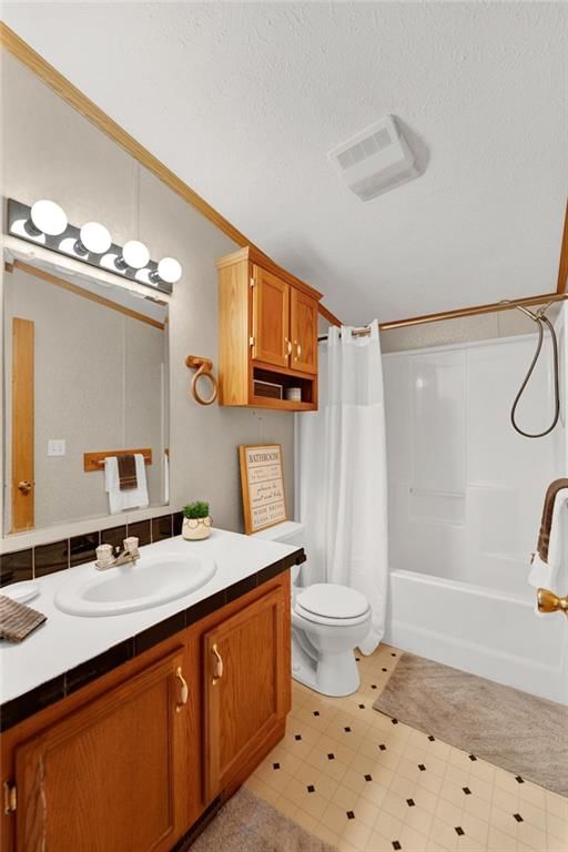 213 N Owen Street — photo 25