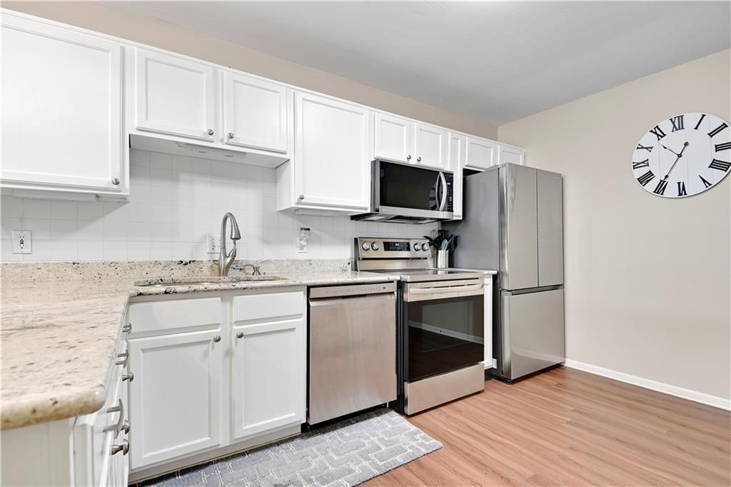 13945 Kenneth Court — photo 13