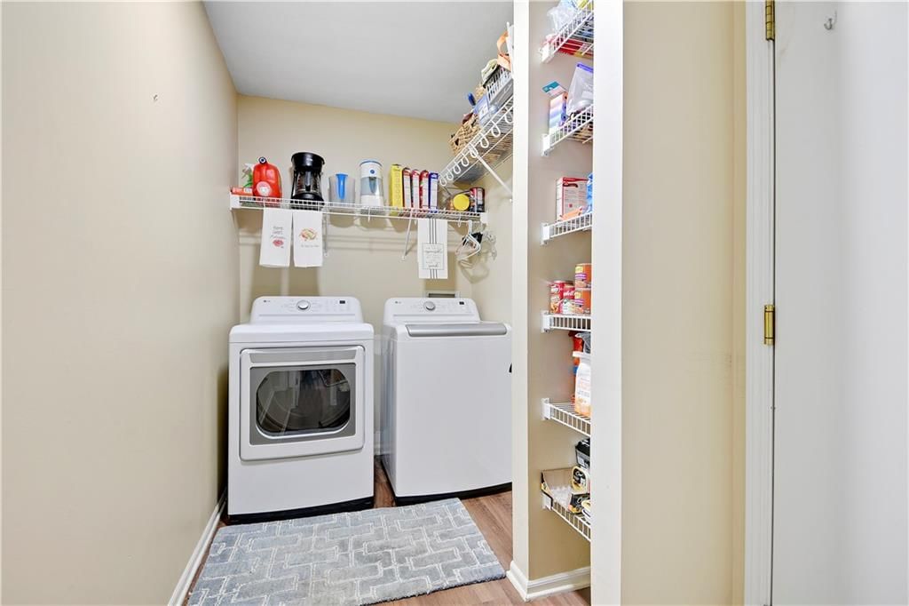 13945 Kenneth Court — photo 15