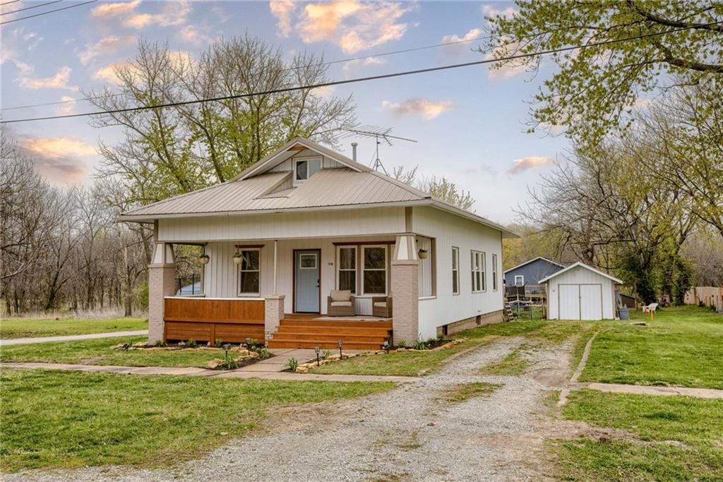 514 E Arthur Street — photo 2