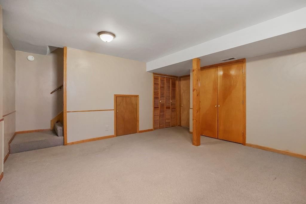 2040 NE Patterson Drive — photo 24
