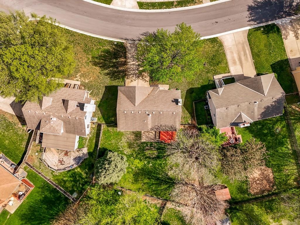 2040 NE Patterson Drive — photo 34