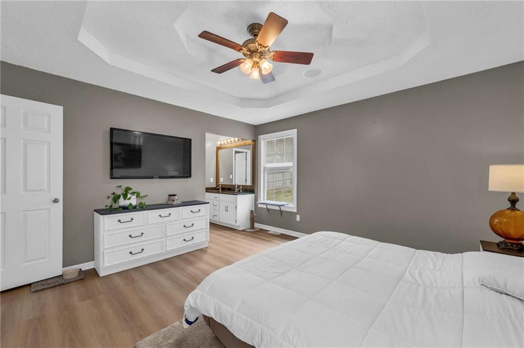 1013 NW Creek Side Circle — photo 13