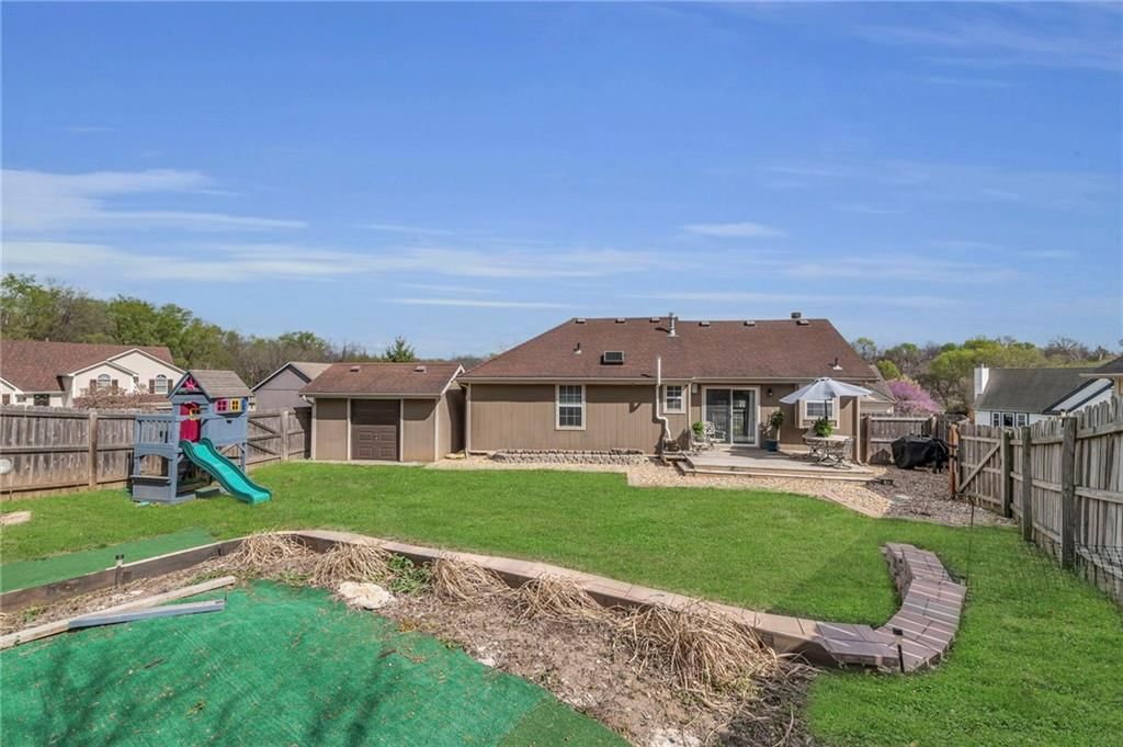 1013 NW Creek Side Circle — photo 28