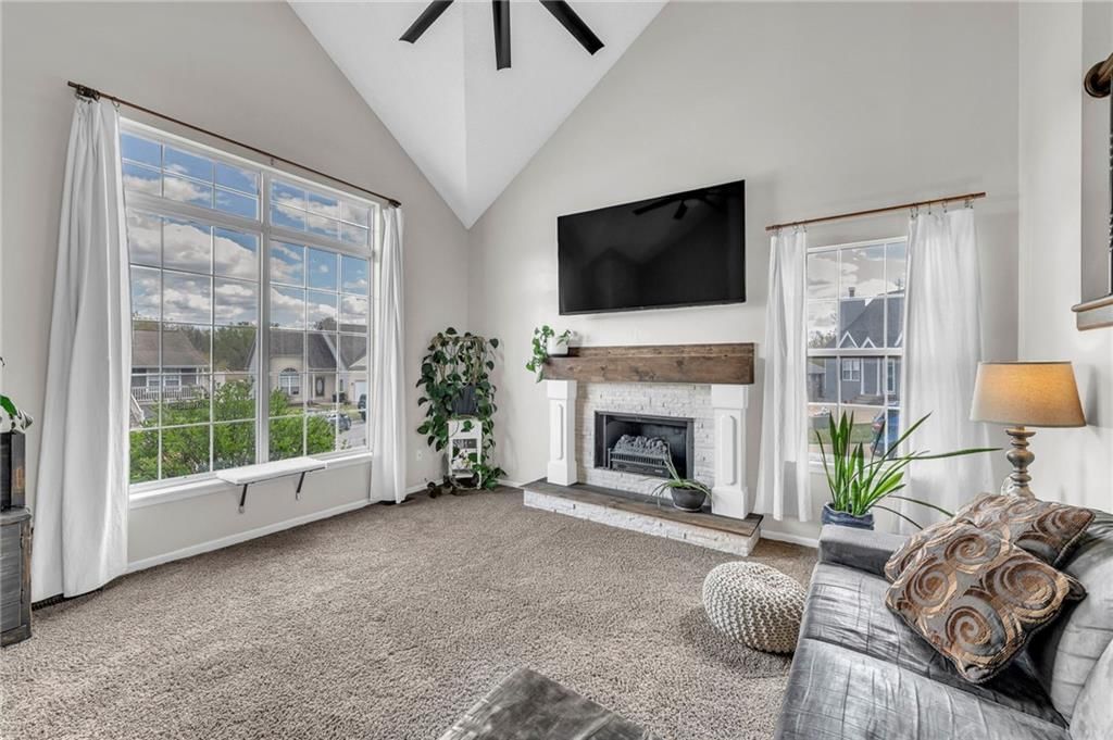 1013 NW Creek Side Circle — photo 5