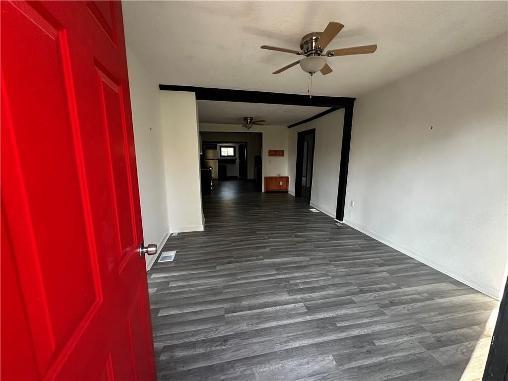 1820 Brown Avenue — photo 11