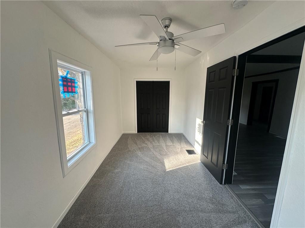 1820 Brown Avenue — photo 12
