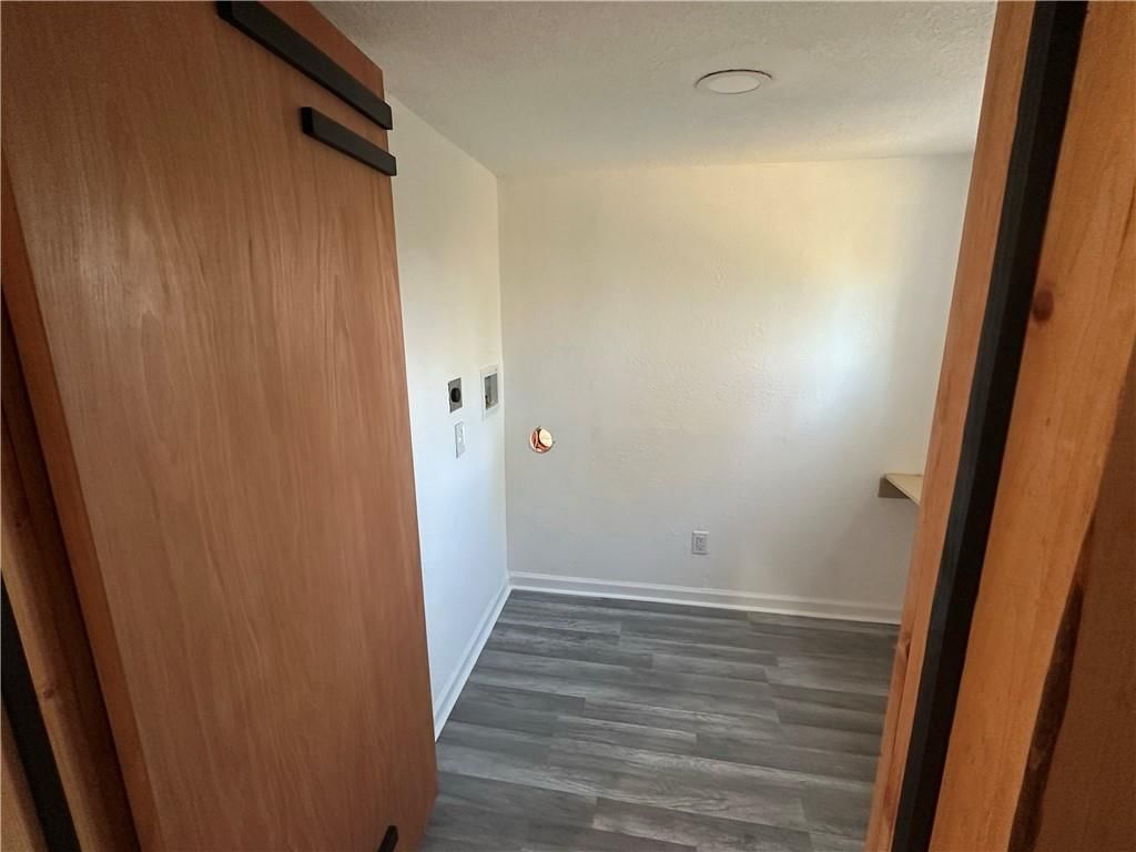 1820 Brown Avenue — photo 23