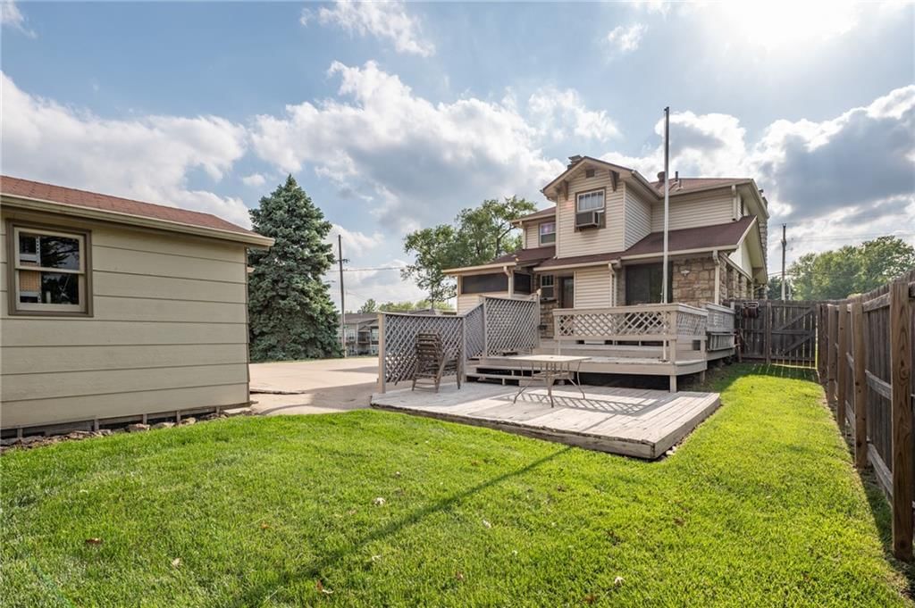 400 NE 88th Street — photo 30
