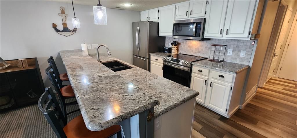 24 Sunrise Ridge Drive — photo 9