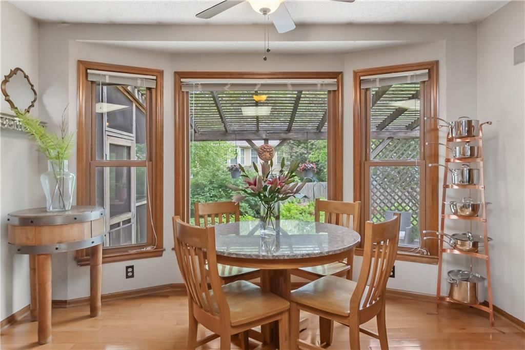 16006 W 136th Terrace — photo 13