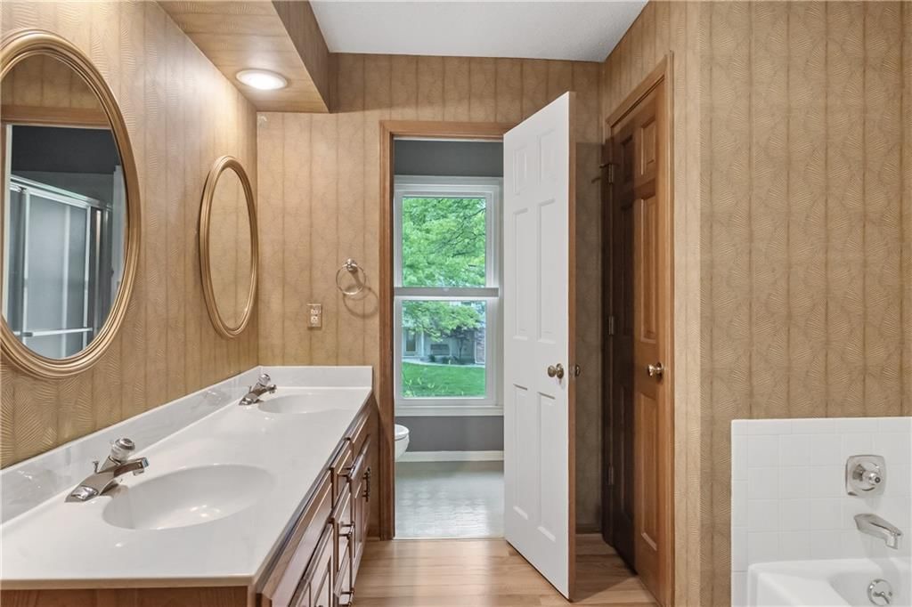 16006 W 136th Terrace — photo 18