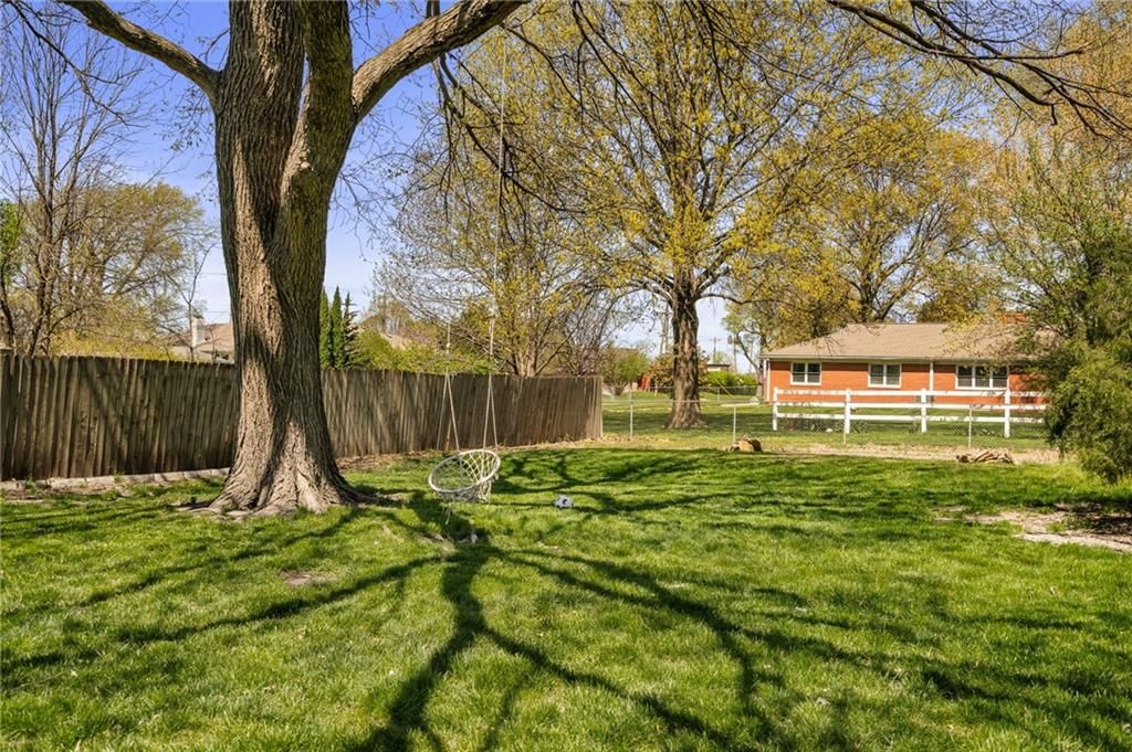 724 W Cedar Street — photo 46