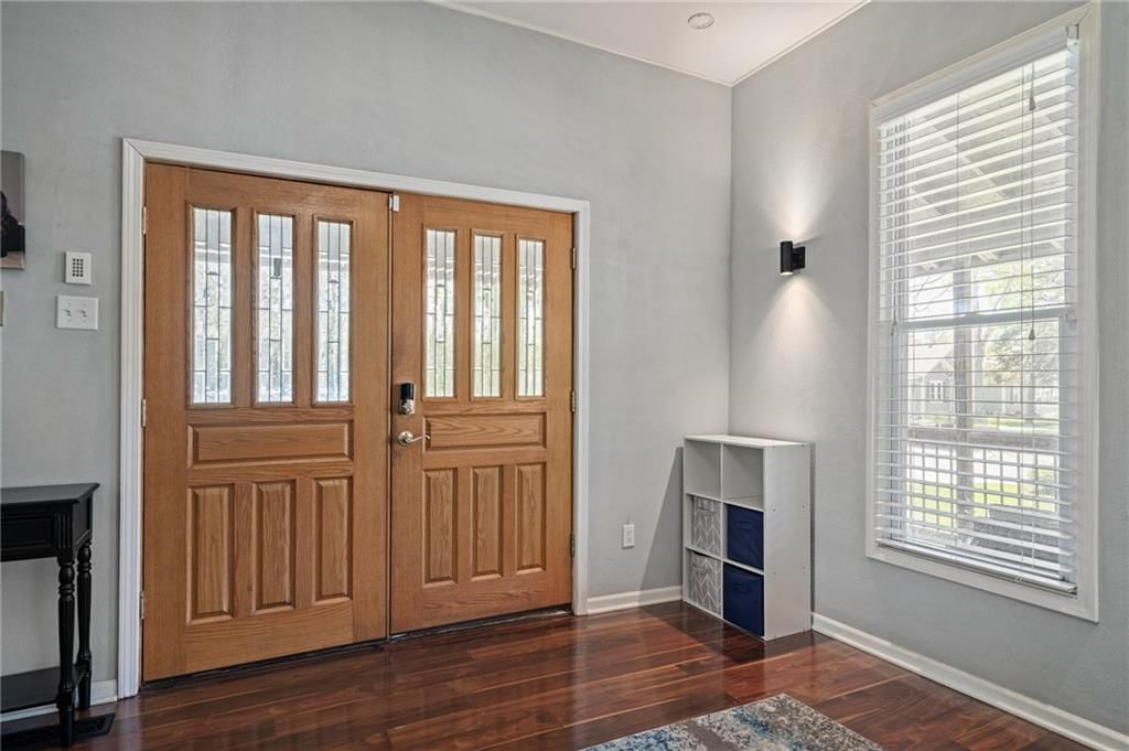 724 W Cedar Street — photo 7