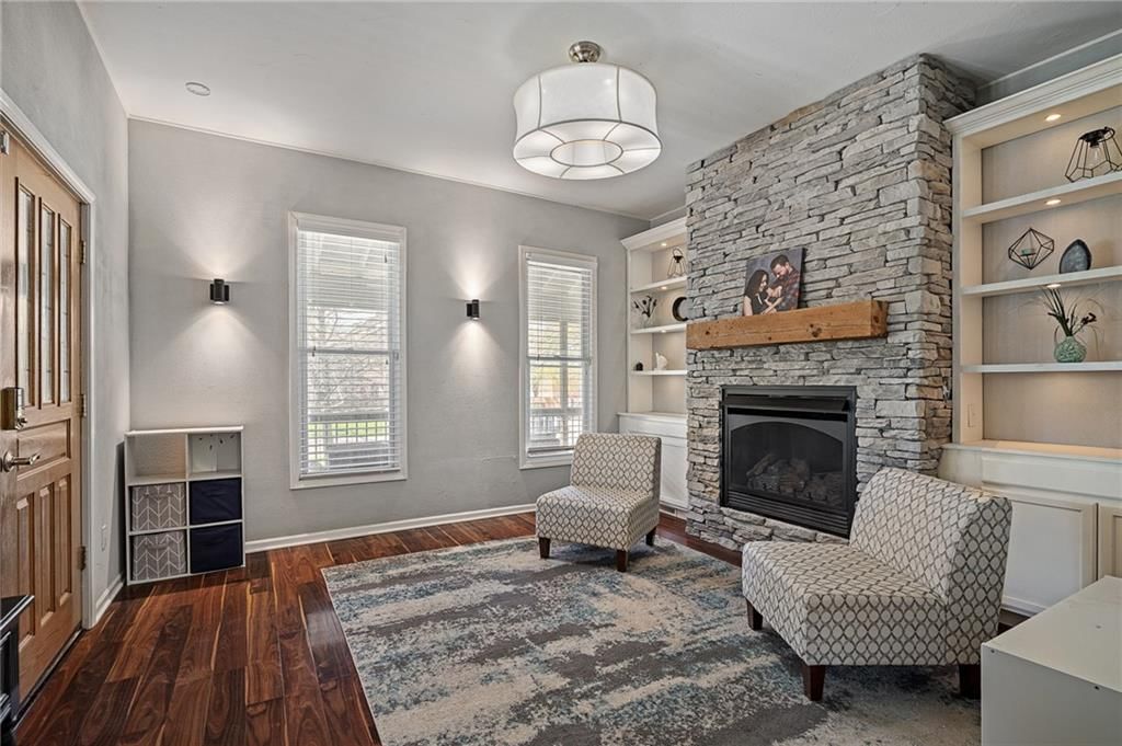 724 W Cedar Street — photo 9