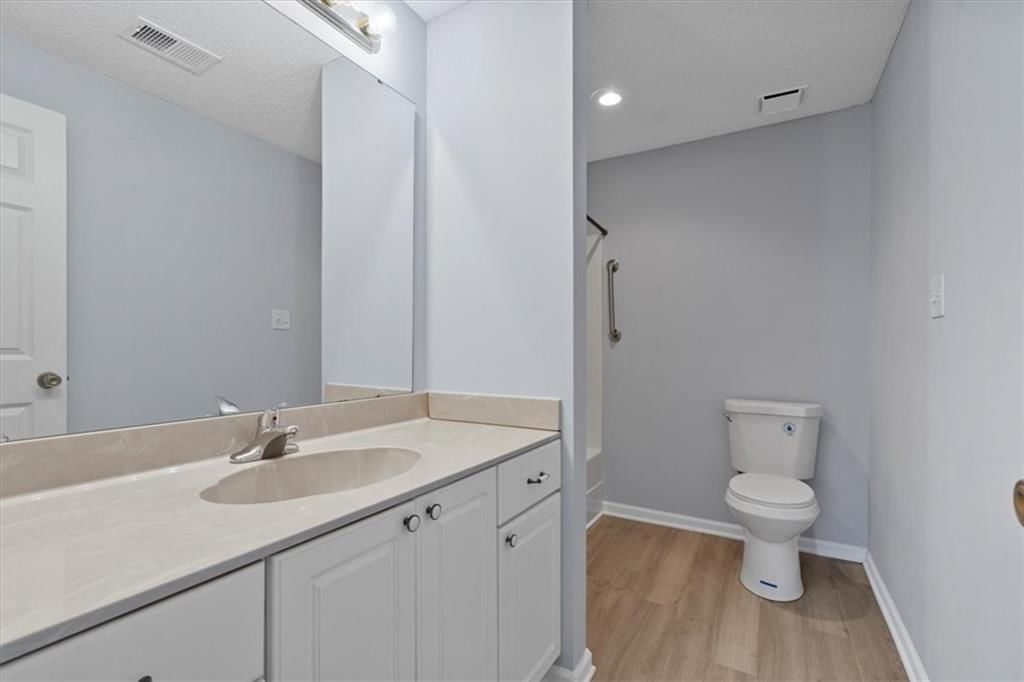 12423 E 39th S Street — photo 12