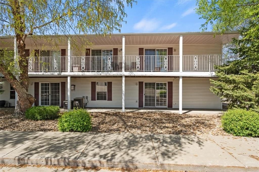 12423 E 39th S Street — photo 3