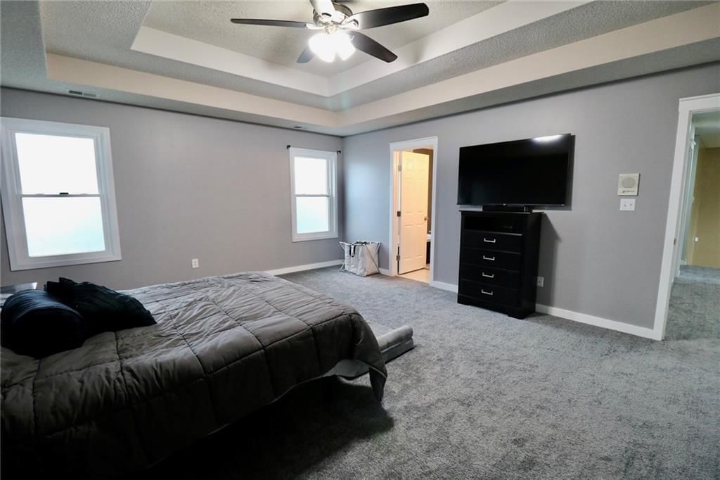 1300 Meadows Lane — photo 16