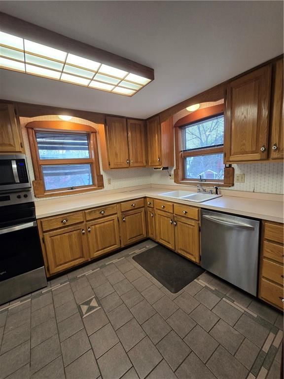 411 N 3rd Street — photo 25