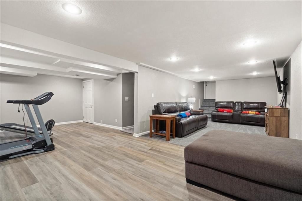 9150 W 92nd Street — photo 24