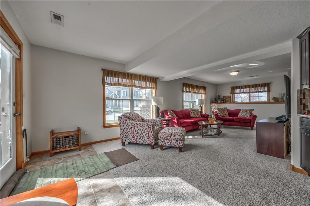 670 Hillside Court — photo 43