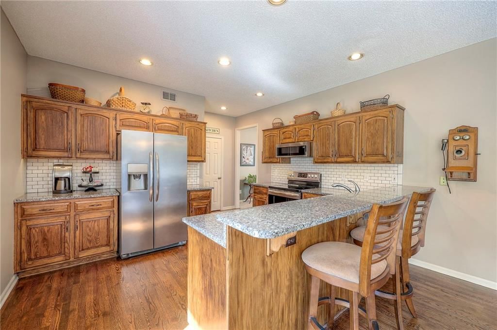 14609 W 53rd Terrace — photo 17