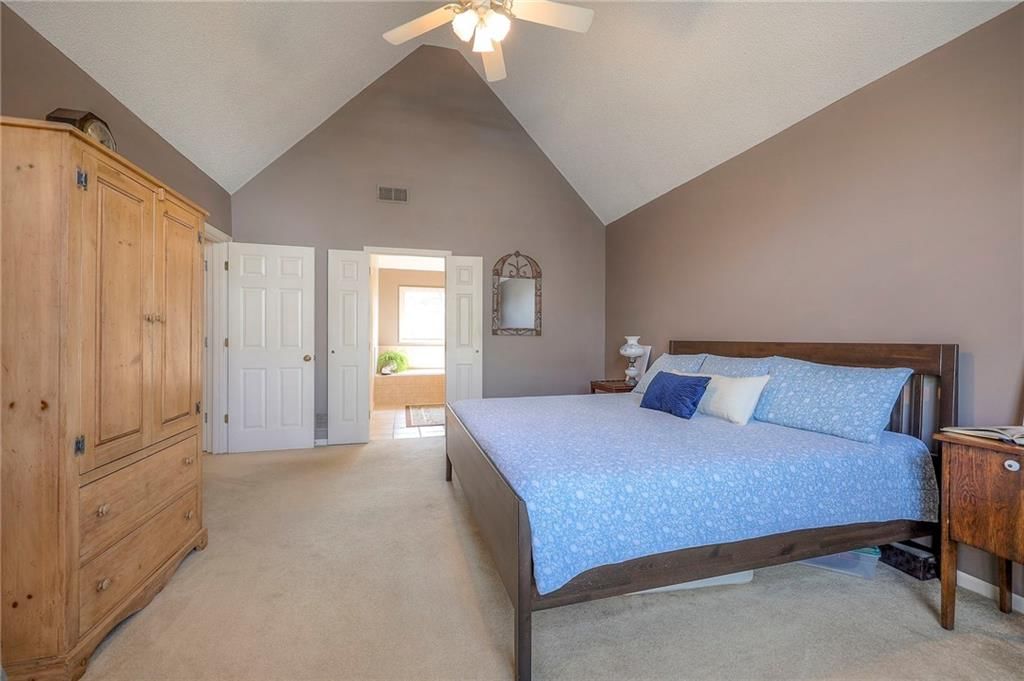 14609 W 53rd Terrace — photo 32