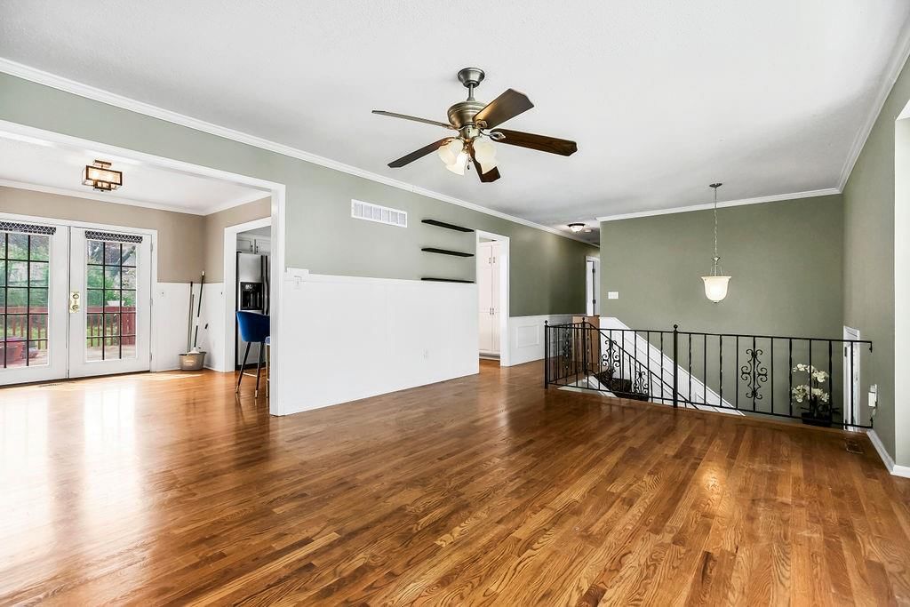 10630 Wenzel Avenue — photo 5
