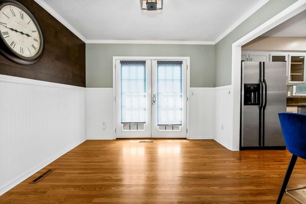 10630 Wenzel Avenue — photo 7