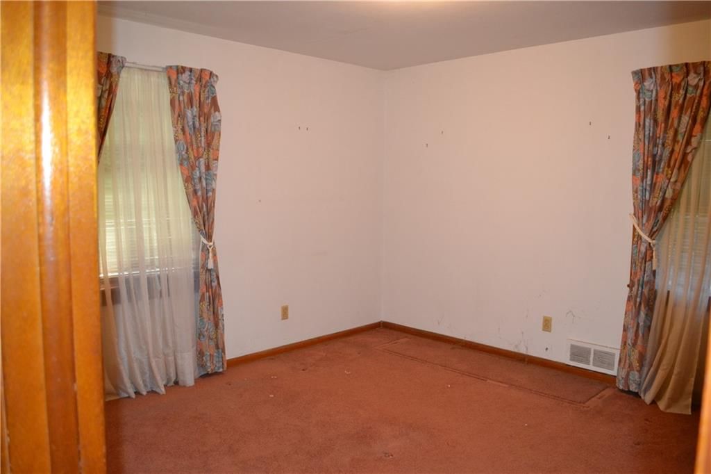 733 NE Kellam Avenue — photo 15