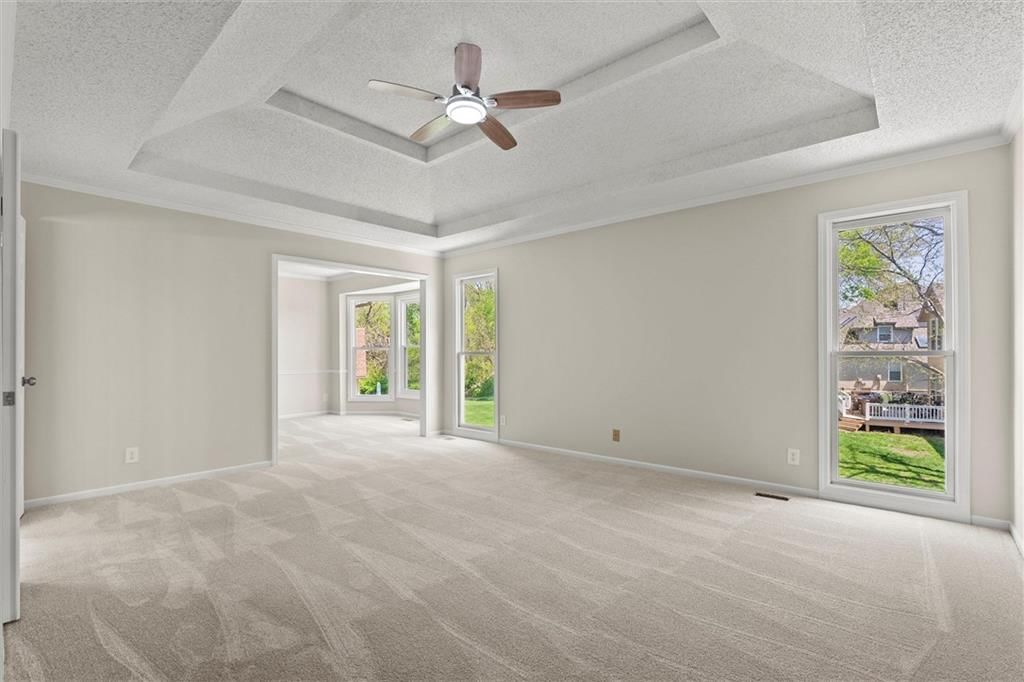 7801 N Prospect Avenue — photo 19