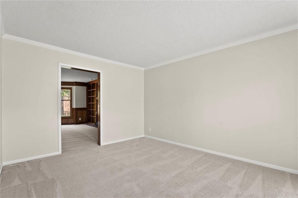7801 N Prospect Avenue — photo 24