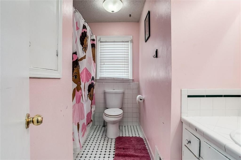 10012 W 68th Street — photo 15