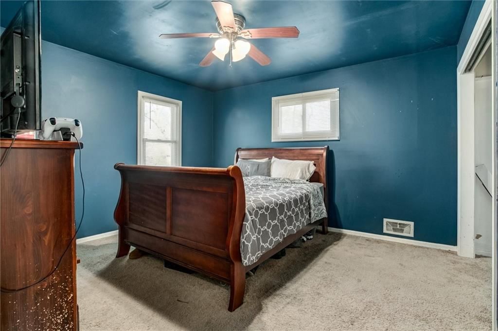 10012 W 68th Street — photo 16