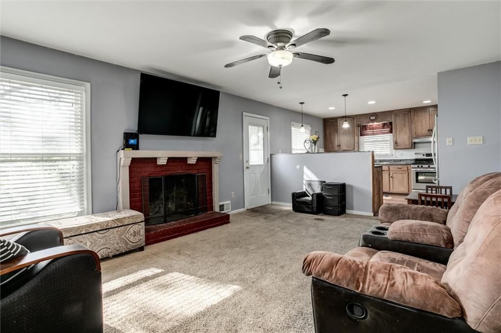 10012 W 68th Street — photo 10