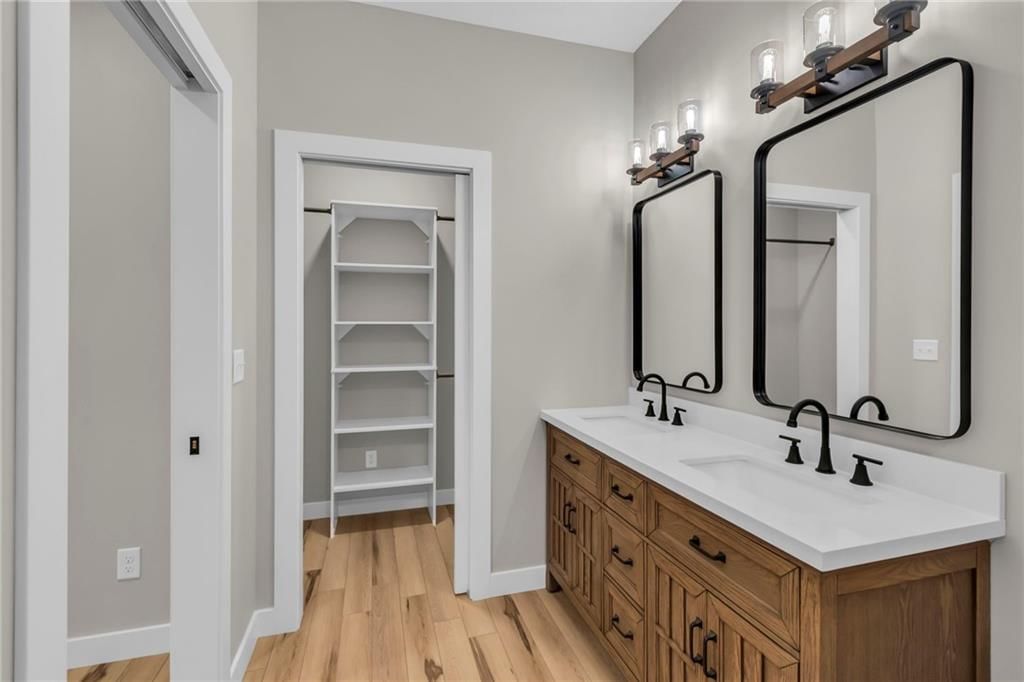 519 W Cornhill Street — photo 18