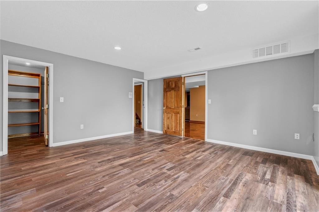216 Shawna Drive — photo 44