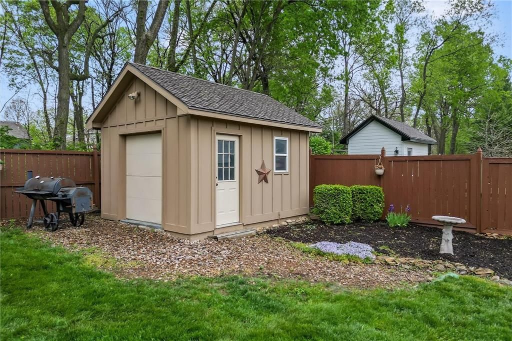 216 Shawna Drive — photo 73