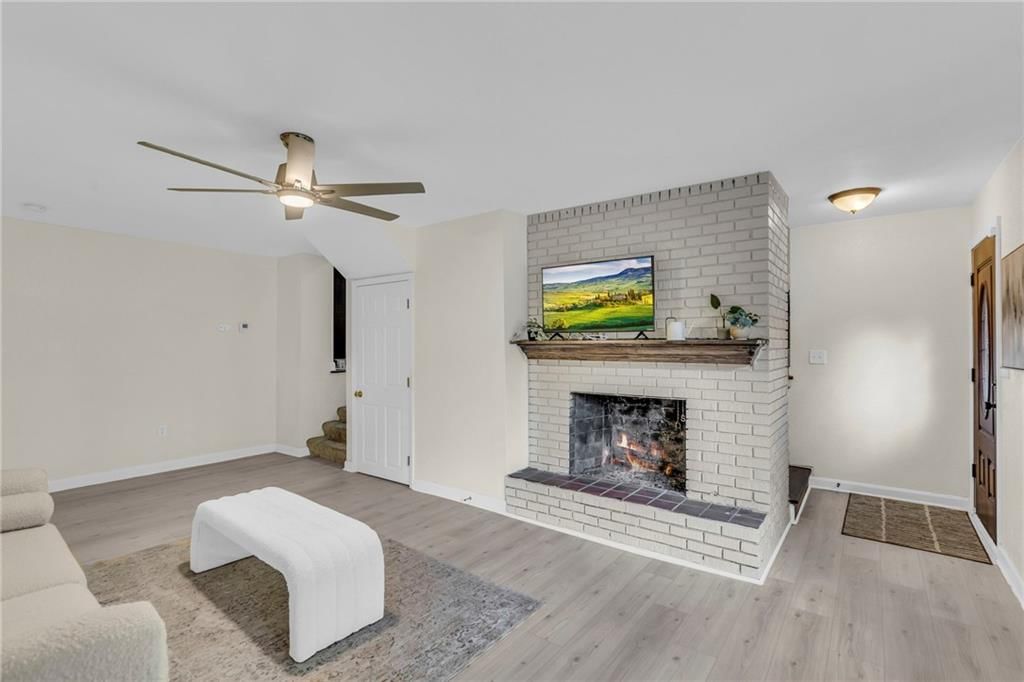11719 Troost Avenue — photo 24