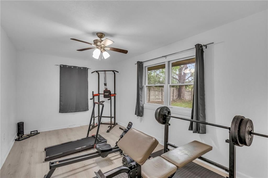 11719 Troost Avenue — photo 27