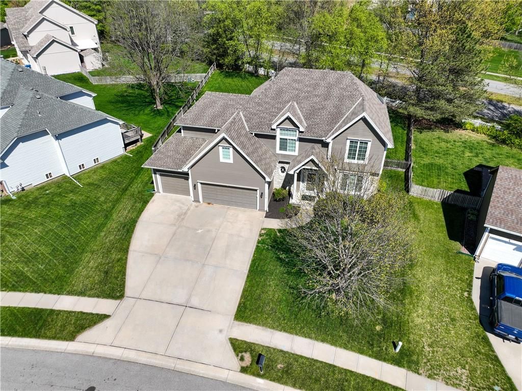 1178 Huntington Drive — photo 2