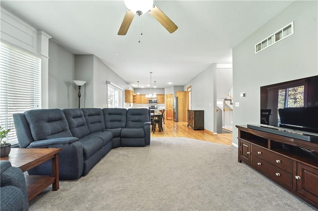 1178 Huntington Drive — photo 20