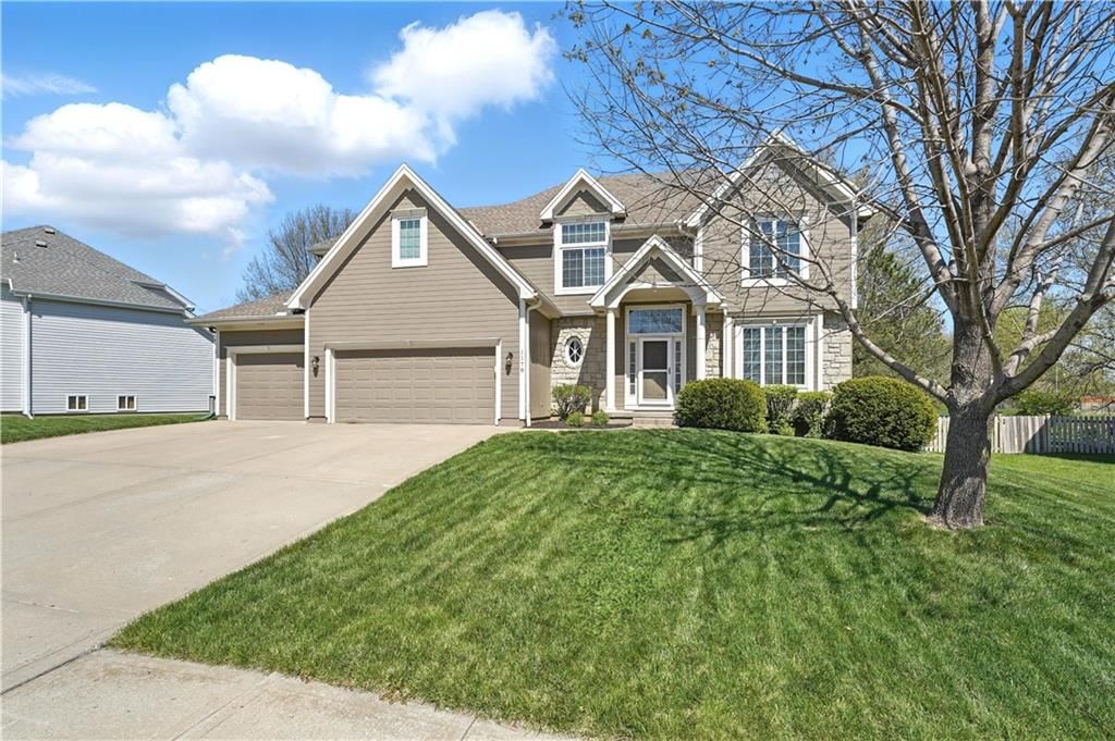 1178 Huntington Drive — photo 4